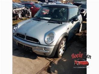 Auto da rottamare Mini One Mini One/Cooper (R50), Hatchback, 2001 / 2007 1.4 D One 2004/2