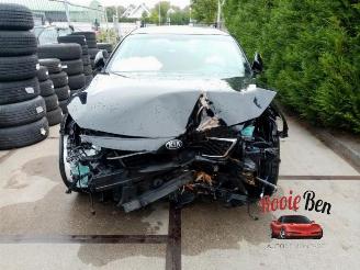 Autoverwertung Kia Optima Optima, Sedan, 2010 / 2015 2.0 CVVT Hybrid 16V 2013/7