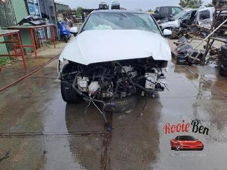 Salvage car Audi A3 A3 Sportback (8VA/8VF), Hatchback 5-drs, 2012 / 2020 1.6 TDI Ultra 16V 2016/10