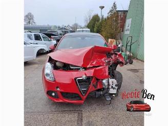 Vrakbiler auto Alfa Romeo Giulietta Giulietta (940), Hatchback, 2010 / 2020 1.4 TB 16V 2012/5