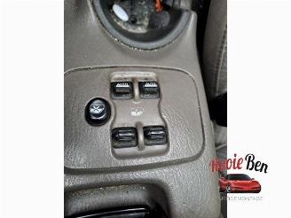 Jeep Cherokee Cherokee/Liberty (KJ), Terreinwagen, 2001 / 2008 2.4 16V picture 13