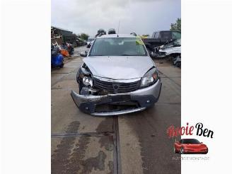 Vrakbiler auto Dacia Sandero Sandero I (BS), Hatchback, 2008 / 2013 1.6 2010/4