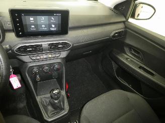 Dacia Sandero III ESSENTIA picture 10