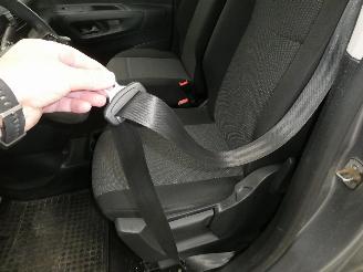 Opel Combo 1.5D  E CARGO picture 18