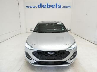 krockskadad bil auto Ford Focus ST LINE 125 PK 2023/5