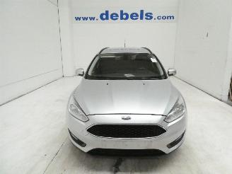 Coche accidentado Ford Focus TREND 2017/6