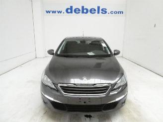 krockskadad bil auto Peugeot 308 II STYLE 2017/3