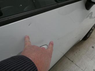 Nissan Micra 1.0L IG picture 8