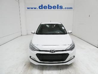 Voiture accidenté Hyundai I-20 COOL 2016/4