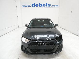 uszkodzony samochody osobowe Audi A1 SPORTBACK 2023/3