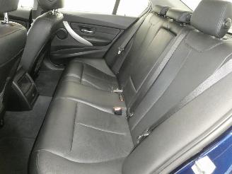 BMW 3-serie I picture 16