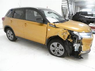 Suzuki Vitara GLX picture 14