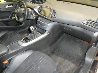 Peugeot 308 II GT LINE picture 11