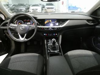 Opel Insignia 1.6D EDITION picture 22