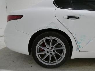 Alfa Romeo Giulia 2.2D SUPER picture 8