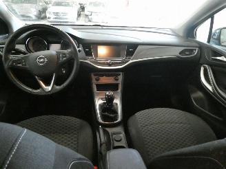Opel Astra SPORTS TOURER picture 14