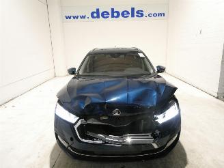 skadebil auto Skoda Octavia COMBI 1.0 TSI MHEV 2021/5