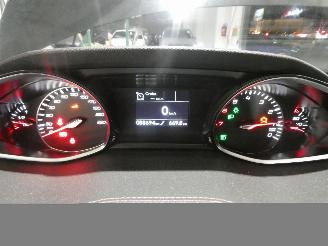 Peugeot 308 SW GT LINE picture 18