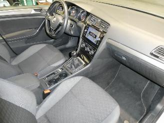 Volkswagen Golf 1.6D VARIANT COMFORT picture 16