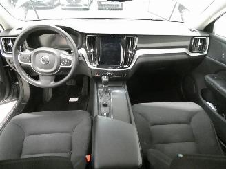 Volvo V-60 2.0D picture 17