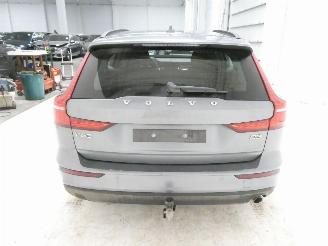 Volvo V-60 2.0D picture 8