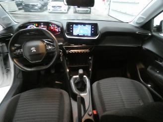 Peugeot 208 II ACTIVE picture 18