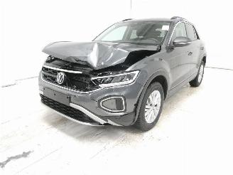 Volkswagen T-Roc LIFE picture 4