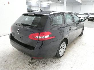 Peugeot 308 II SW STYLE picture 6