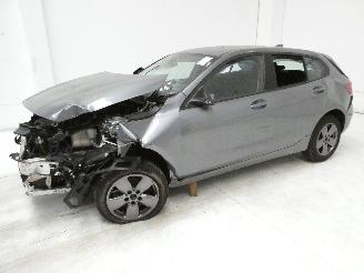 BMW 1-serie HATCH I picture 4