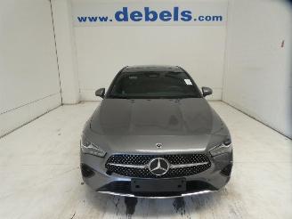 Voiture accidenté Mercedes Cla-klasse  2024/2