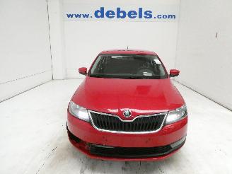 krockskadad bil auto Skoda Rapid AMBITION 2019/8