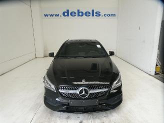 Damaged car Mercedes Cla-klasse 2.2D 200 D 2019/5