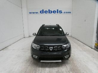 damaged passenger cars Dacia Sandero BS RAINBOW 2019/2
