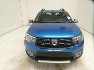 Dacia Sandero  picture 2