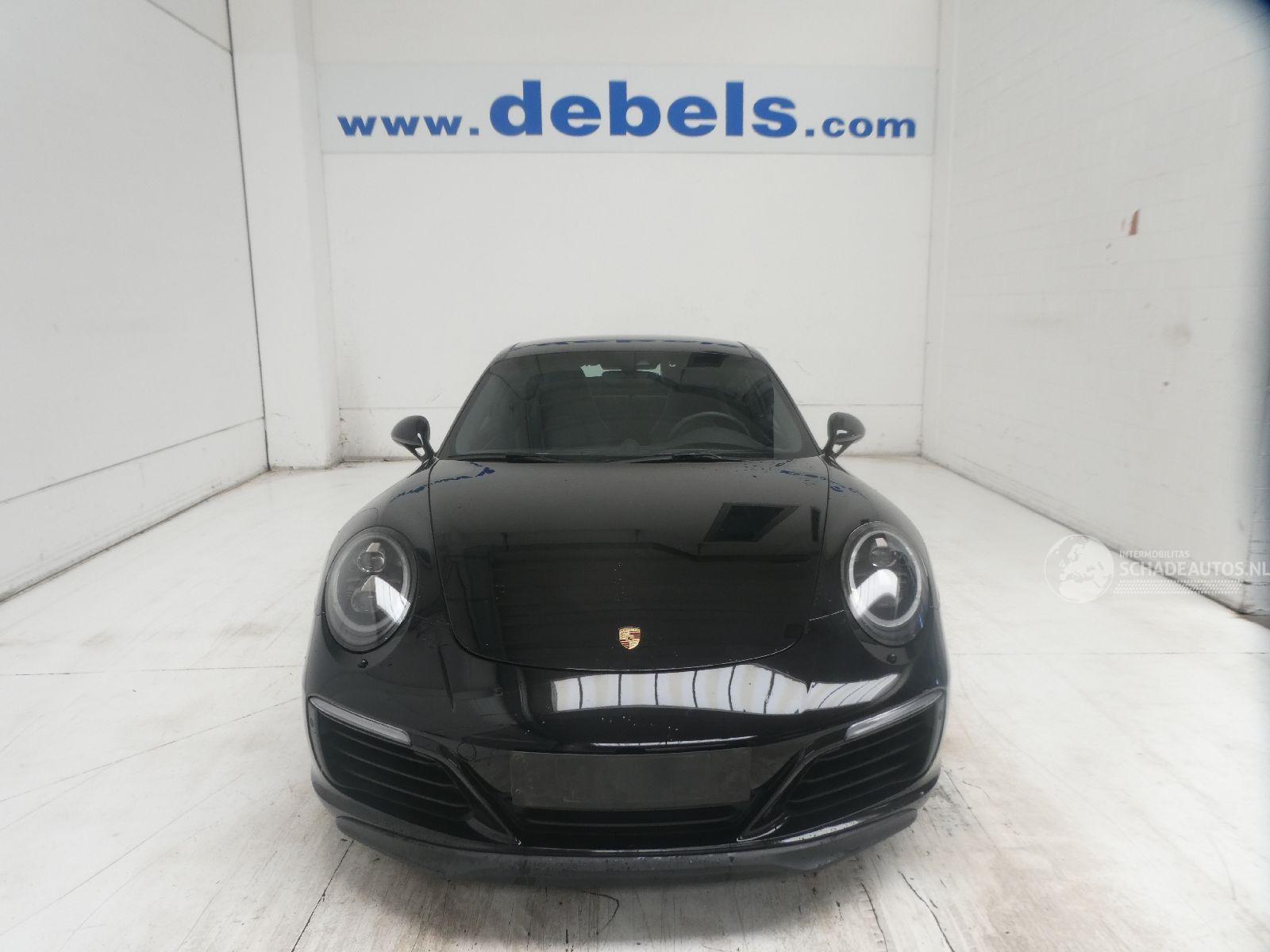 Porsche 911 CARRERA 4S COUPE