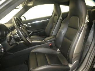 Porsche 911 CARRERA 4S COUPE picture 16