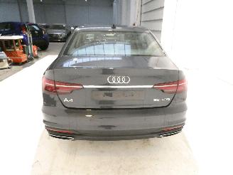 Audi A4 TYPE 8W picture 5
