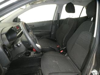 Kia Picanto  picture 20
