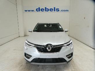 damaged passenger cars Renault Arkana TECHNO 2023/10