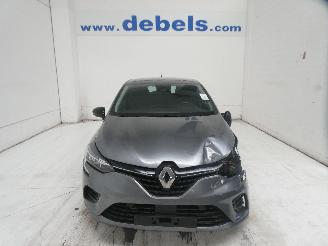 Damaged car Renault Clio V EQUILIBRE 2023/7