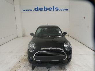 Voiture accidenté Mini One  2019/9