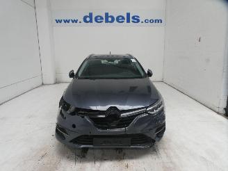 damaged passenger cars Renault Mégane IV GRANDTOUR 2022/5