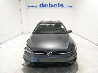 krockskadad bil auto Volkswagen Golf VARIANT TRENDLI 2020/5