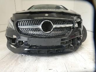 Mercedes Cla-klasse 180 picture 3