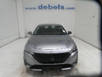 Damaged car Peugeot 308 III 2023/10