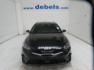 skadebil auto Kia Ceed  2023/10