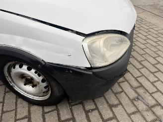 Opel Combo 1.3D picture 13