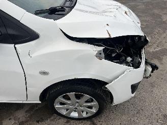 Mazda 2 1.4 B picture 14
