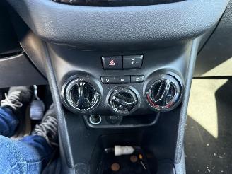 Peugeot 208 1.4 HDI picture 21