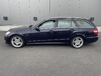 Vaurioauto  passenger cars Mercedes E-klasse BLUETEC 2011/5